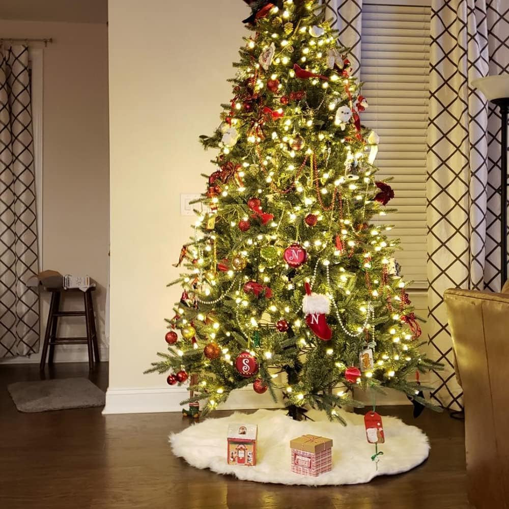 Christmas Tree Skirt, 48 Inch White Soft Faux Fur Tree Skirts Plush Christmas Decorations, White Ornaments Christmas Tree Skirts Xmas Decorations Indoor Holiday Party Decor
