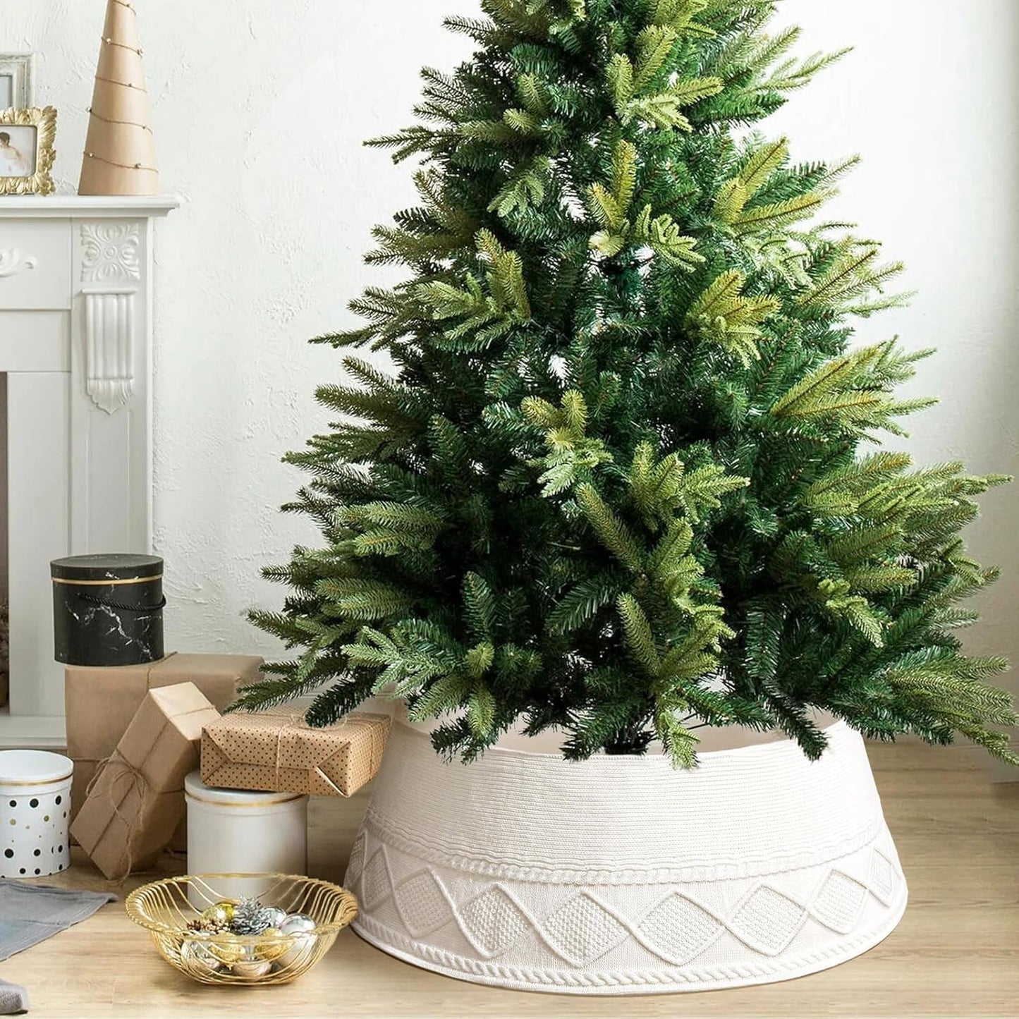Knitted Christmas Tree Collar - Cream Chunky Cable Knit Ring for Artificial Trees, Farmhouse Rustic Stand Base Cover for Xmas Home Decor