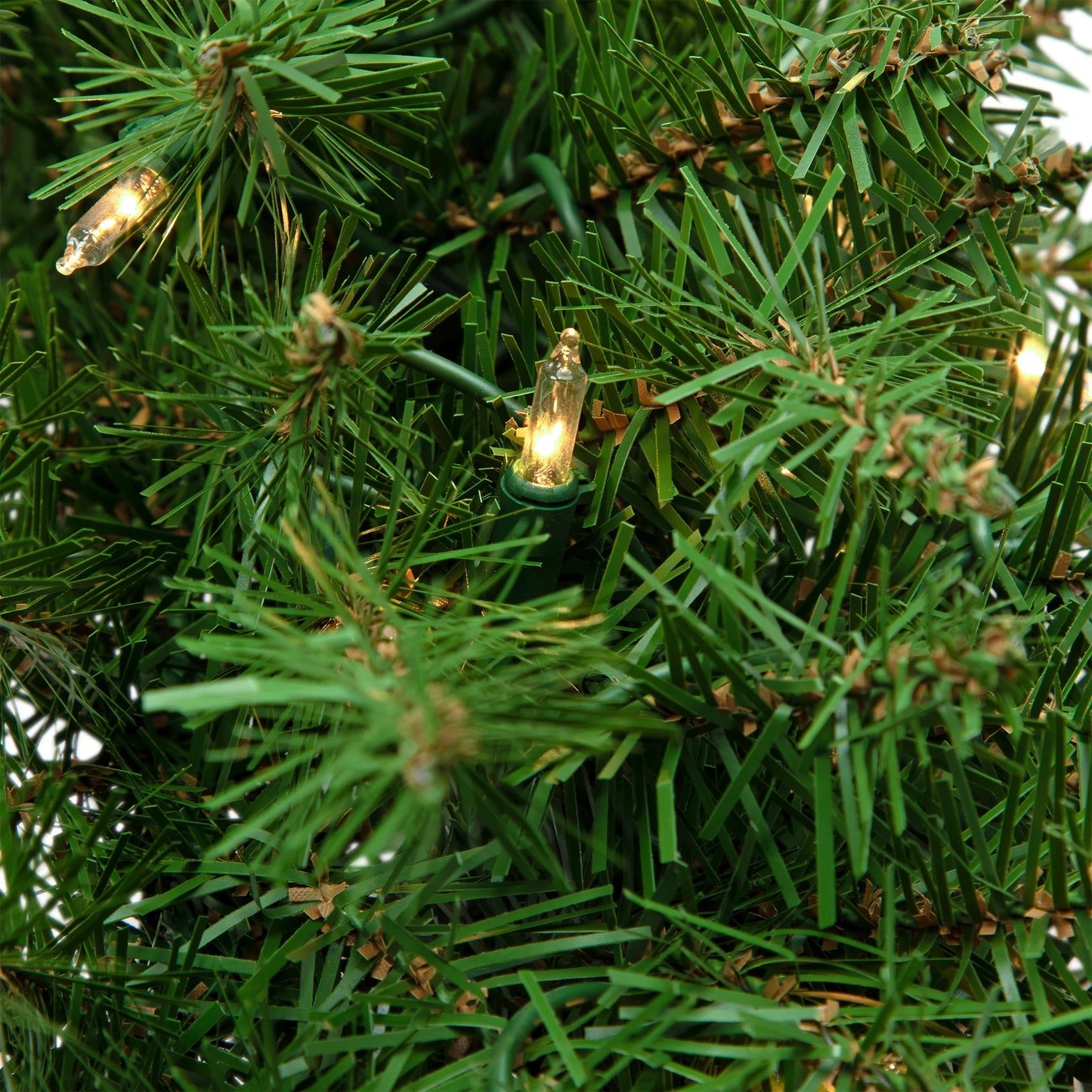 36" Prelit Eastern Pine Artificial Christmas Wreath - Clear Lights